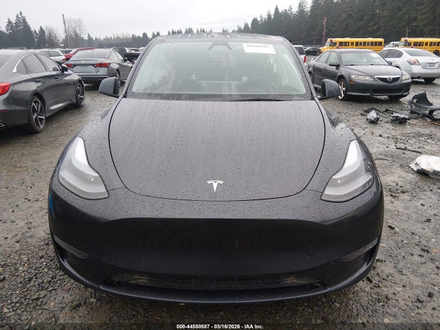 Продаж на аукціоні авто 2025 Tesla Model Y Long Range Dual Motor All-wheel Drive, vin: 7SAYGDEE7SF247825, номер лоту: 44580587
