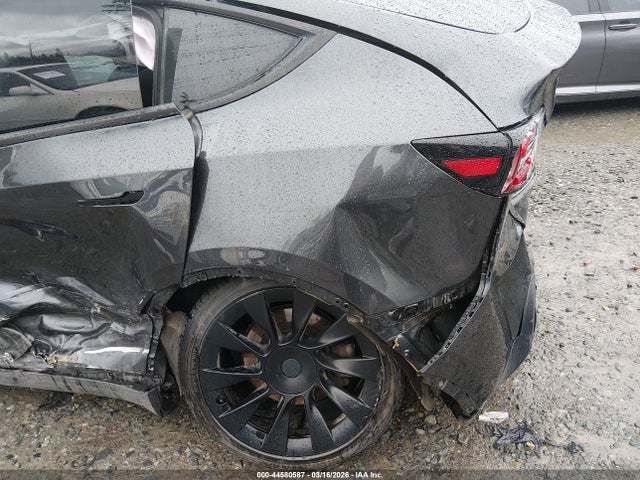 Продаж на аукціоні авто 2025 Tesla Model Y Long Range Dual Motor All-wheel Drive, vin: 7SAYGDEE7SF247825, номер лоту: 44580587