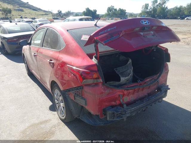 Hyundai ACCENT SE 2018 3KPC24A38JE017676 Image 3