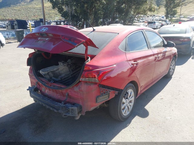 Hyundai ACCENT SE 2018 3KPC24A38JE017676 Image 4