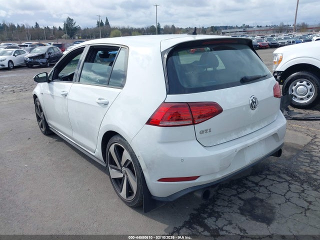 2018 VOLKSWAGEN GOLF GTI 3VW447AU8JM261050 Photo 2