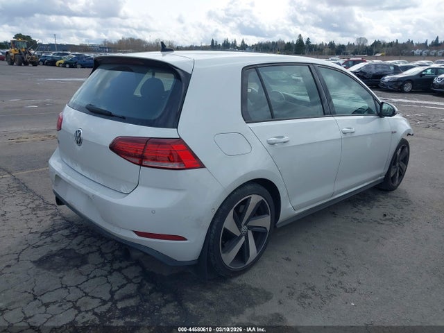 2018 VOLKSWAGEN GOLF GTI 3VW447AU8JM261050 Photo 3
