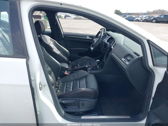2018 VOLKSWAGEN GOLF GTI 3VW447AU8JM261050 Photo 4