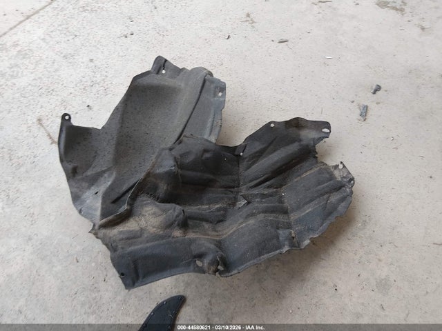 2T3WFREV4HW380419 Toyota Rav4 Xle