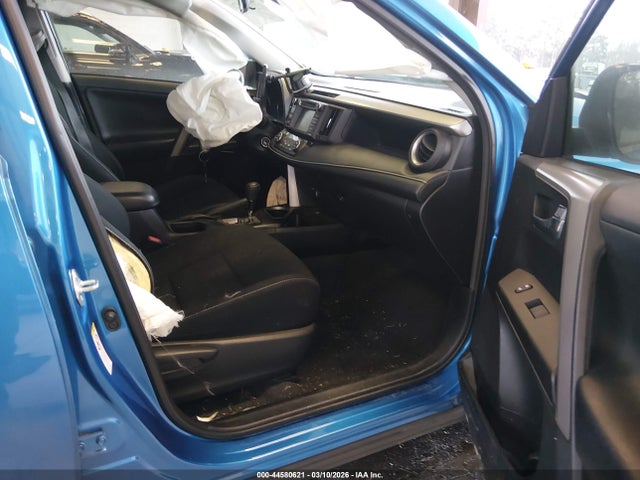 2T3WFREV4HW380419 Toyota Rav4 Xle