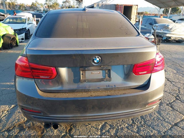 BMW 330e Iperformance 2018 WBA8E1C56JA171412 Image 17