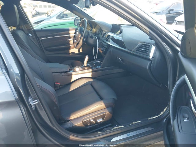 2018 BMW 330E WBA8E1C56JA171412 Photo 4