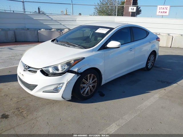 5NPDH4AE0FH593074 Hyundai ELANTRA SE