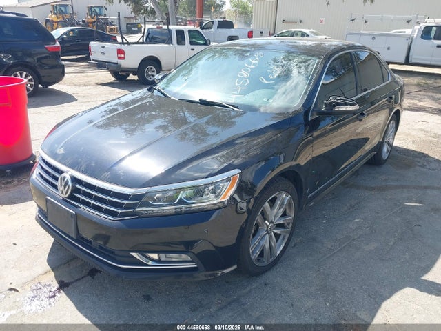 1VWCT7A32GC020942 Volkswagen Passat 1.8t Sel Premium
