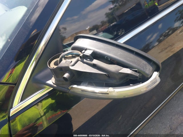 1VWCT7A32GC020942 Volkswagen Passat 1.8t Sel Premium