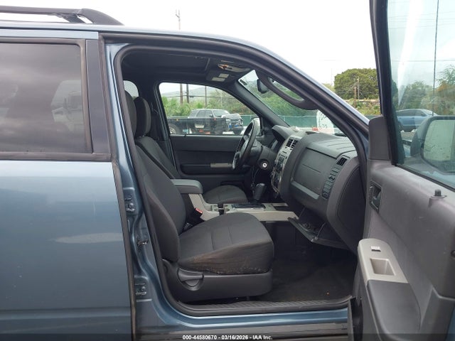 44580670 :رقم المزاد ، 1FMCU0D70CKC81827 vin ، 2012 Ford Escape Xlt مزاد بيع