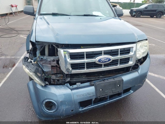 44580670 :رقم المزاد ، 1FMCU0D70CKC81827 vin ، 2012 Ford Escape Xlt مزاد بيع