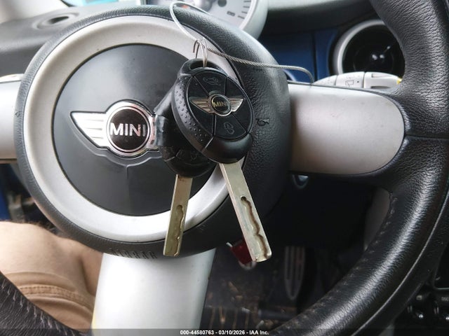 Auction sale of the 2005 Mini Cooper S, vin: WMWRE33595TD99305, lot number: 44580763