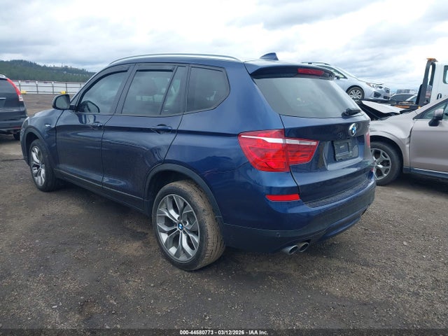 2016 BMW X3 5UXWX9C5XG0D84074 Photo 2