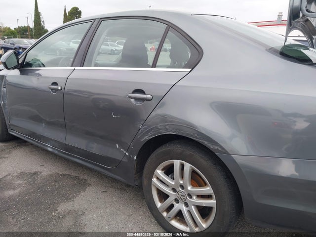 2017 Volkswagen Jetta 1.4t S მანქანა იყიდება აუქციონზე, vin: 3VW2B7AJ9HM228698, აუქციონის ნომერი: 44580829