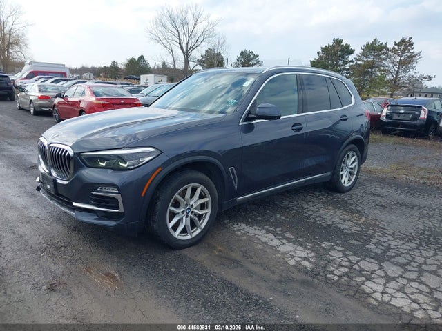 2020 BMW X5 5UXCR6C07L9B68401 Photo 1