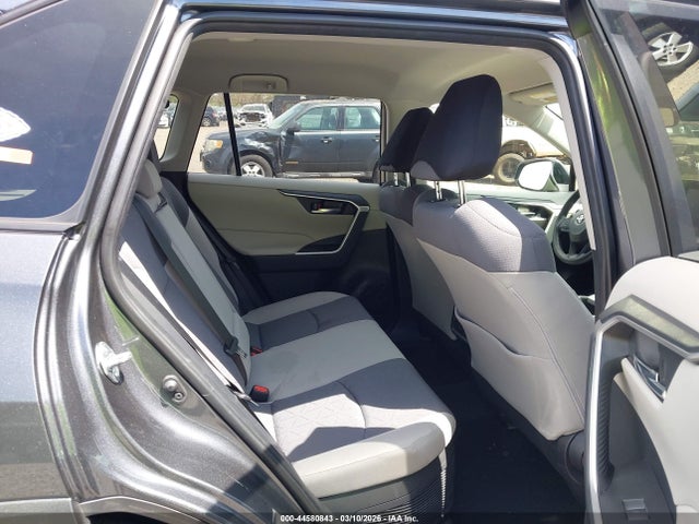 44580843 :رقم المزاد ، JTMRWRFV7ND143962 vin ، 2022 Toyota Rav4 Hybrid Xle مزاد بيع