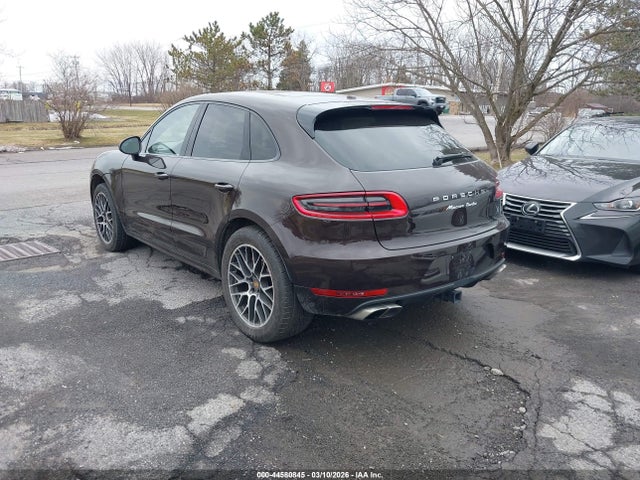 2018 PORSCHE MACAN WP1AF2A59JLB70123 Photo 2