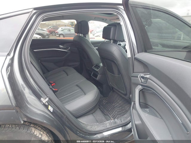 Aukcja sprzedaży 2022 Audi E-tron Sportback Premium Plus S Line Quattro, vin: WA12AAGE4NB008167, numer aukcji: 44580911