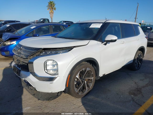 44580941 :رقم المزاد ، JA4J3TA8XNZ041640 vin ، 2022 Mitsubishi Outlander Es 2.5 2wd مزاد بيع