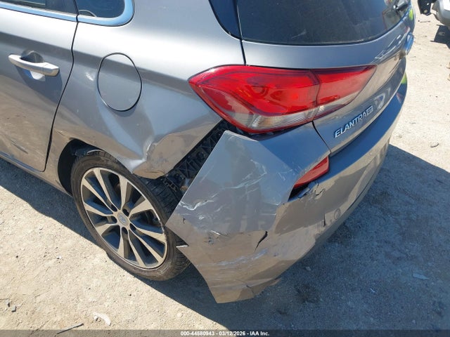 2020 Hyundai Elantra Gt მანქანა იყიდება აუქციონზე, vin: KMHH35LE1LU141649, აუქციონის ნომერი: 44580943