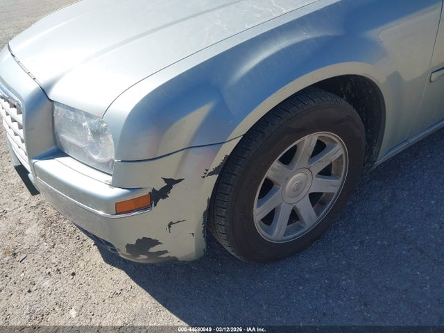 2005 Chrysler 300 Touring მანქანა იყიდება აუქციონზე, vin: 2C3JA53GX5H118359, აუქციონის ნომერი: 44580949