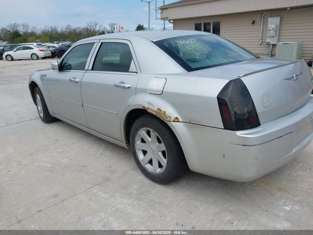 2005 Chrysler 300 მანქანა იყიდება აუქციონზე, vin: 2C3JA53G05H131007, აუქციონის ნომერი: 44581002