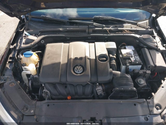 44581028 :رقم المزاد ، 3VWDX7AJ9CM324706 vin ، 2012 Volkswagen Jetta 2.5l Se مزاد بيع