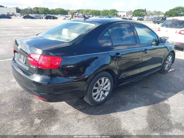 44581028 :رقم المزاد ، 3VWDX7AJ9CM324706 vin ، 2012 Volkswagen Jetta 2.5l Se مزاد بيع