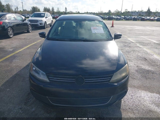 44581028 :رقم المزاد ، 3VWDX7AJ9CM324706 vin ، 2012 Volkswagen Jetta 2.5l Se مزاد بيع