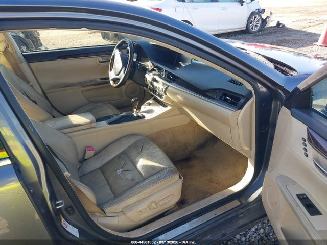 Продаж на аукціоні авто 2013 Lexus Es 350, vin: JTHBK1GG5D2015985, номер лоту: 44581032