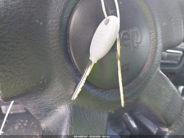 2004 JEEP LIBERTY 1J4GL48K14W143782 Photo 10