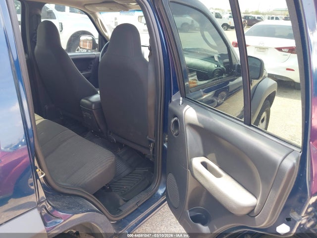2004 JEEP LIBERTY 1J4GL48K14W143782 Photo 7