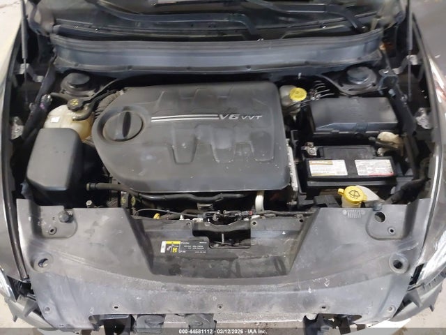 44581112 :رقم المزاد ، 1C4PJMDX8JD522198 vin ، 2018 Jeep Cherokee Limited 4x4 مزاد بيع