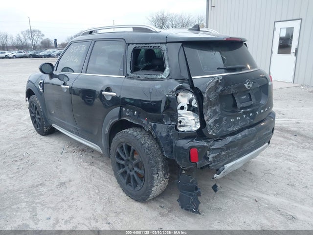 2019 MINI COUNTRYMAN WMZYT5C55K3E63822 Photo 2