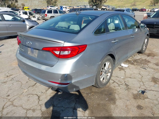 Hyundai Sonata 2016 5NPE24AF3GH395699 Image 4