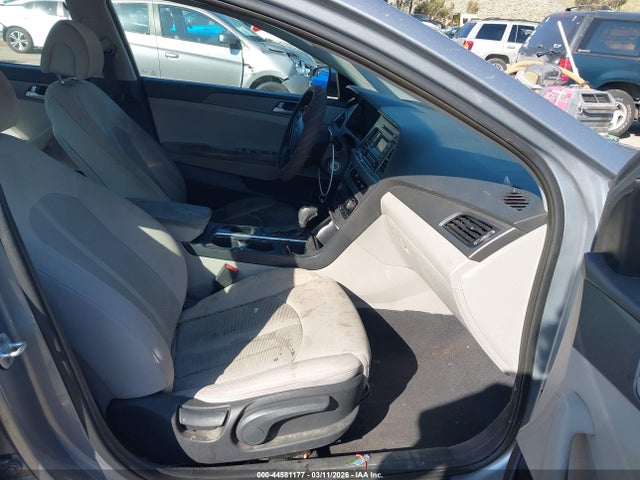 Hyundai Sonata 2016 5NPE24AF3GH395699 Image 5