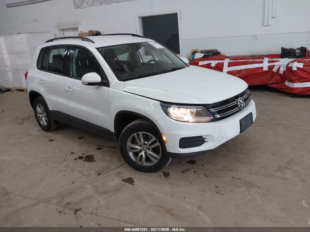 2016 VOLKSWAGEN TIGUAN WVGAV7AX3GW602954