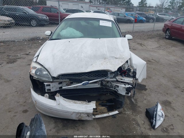 44581247 :رقم المزاد ، 1FAFP55211G228276 vin ، 2001 Ford Taurus Ses مزاد بيع