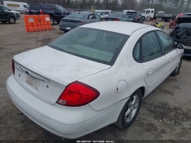 44581247 :رقم المزاد ، 1FAFP55211G228276 vin ، 2001 Ford Taurus Ses مزاد بيع