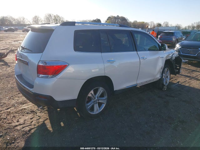 2013 TOYOTA HIGHLANDER 5TDYK3EH8DS110469 Photo 3