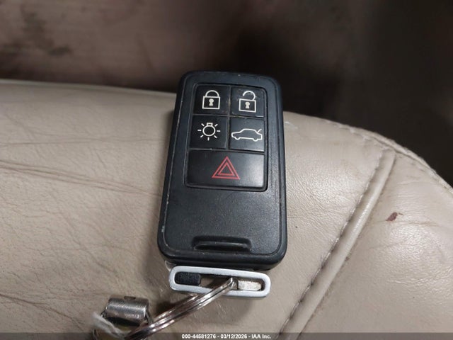 2011 VOLVO XC70 YV4940BZ7B1095027 Photo 10