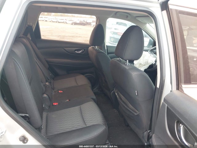 2017 NISSAN ROGUE KNMAT2MT2HP504919 Photo 7