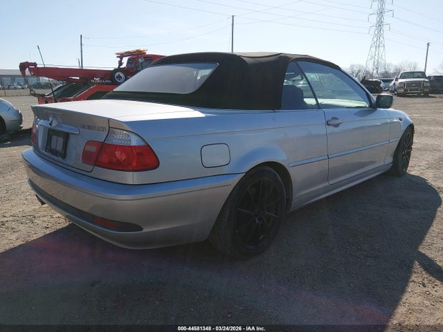 2004 BMW 330CI WBABW53414PL40576 Photo 3