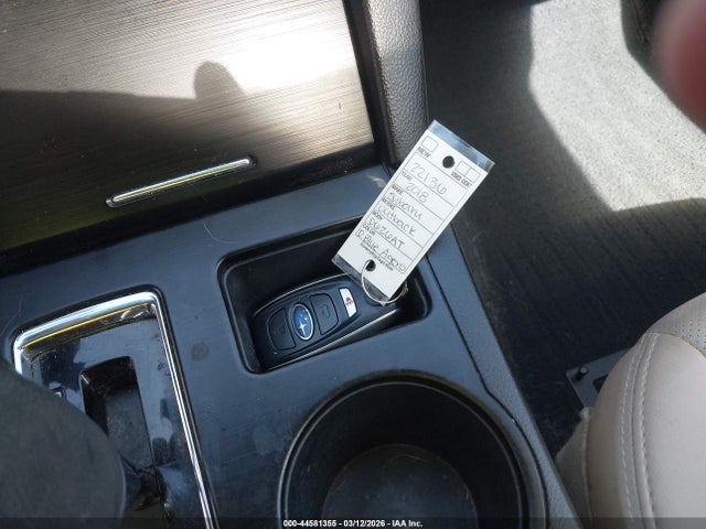 44581355 :رقم المزاد ، 4S4BSANC4J3209684 vin ، 2018 Subaru Outback 2.5i Limited مزاد بيع