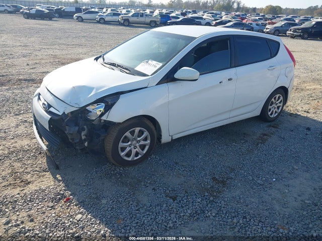 44581356 :رقم المزاد ، KMHCT5AE0DU096346 vin ، 2013 Hyundai Accent Gs مزاد بيع
