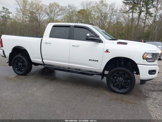 44581405 :رقم المزاد ، 3C6UR5DL0MG516098 vin ، 2021 Ram 2500 Big Horn  4x4 6'4 Box مزاد بيع