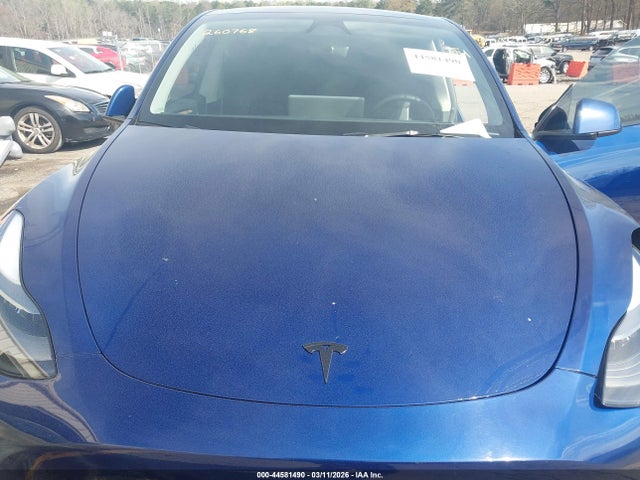 Продажа на аукционе авто 2023 Tesla Model Y Awd/long Range Dual Motor All-wheel Drive, vin: 7SAYGDEE9PA201224, номер лота: 44581490