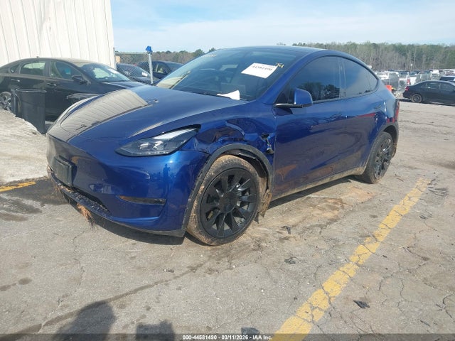 Продажа на аукционе авто 2023 Tesla Model Y Awd/long Range Dual Motor All-wheel Drive, vin: 7SAYGDEE9PA201224, номер лота: 44581490