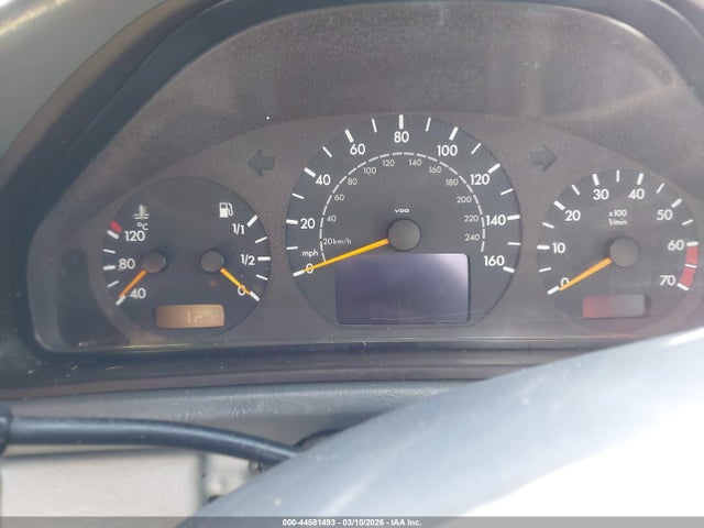 Продаж на аукціоні авто 2001 Mercedes-benz Clk 320, vin: WDBLK65G31T061647, номер лоту: 44581493